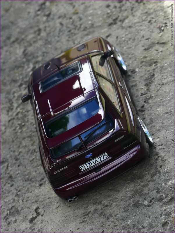 1:18 Ford Escort Cosworth 1992 Purple metallic + BBS RS = mit OVP
